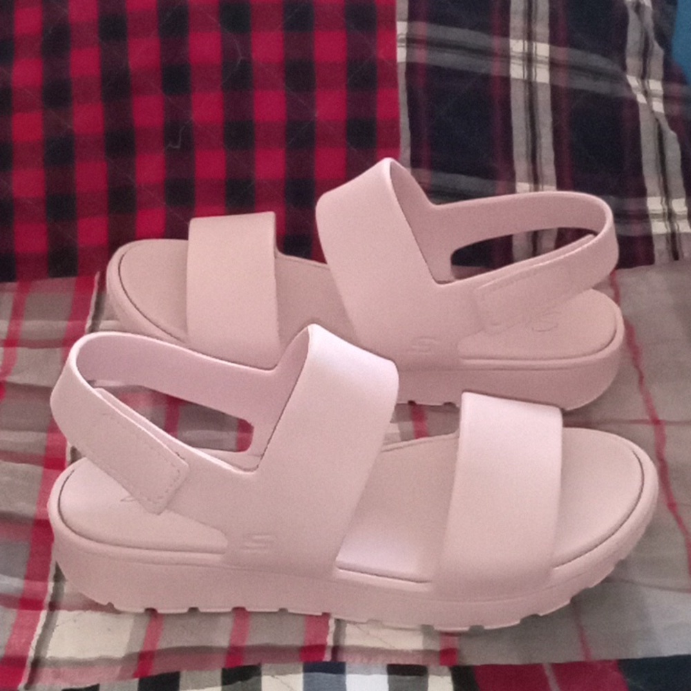 FUN SKECHERS Light Pink Sandals 8-10